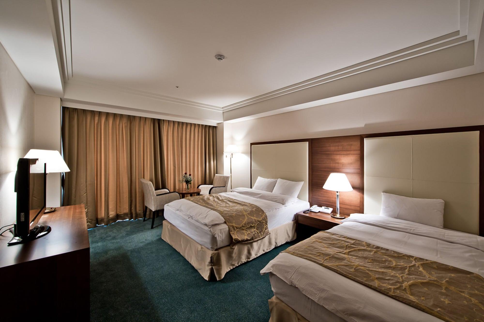 Hotel Hyundai By Lahan Mokpo Yeongam Luaran gambar