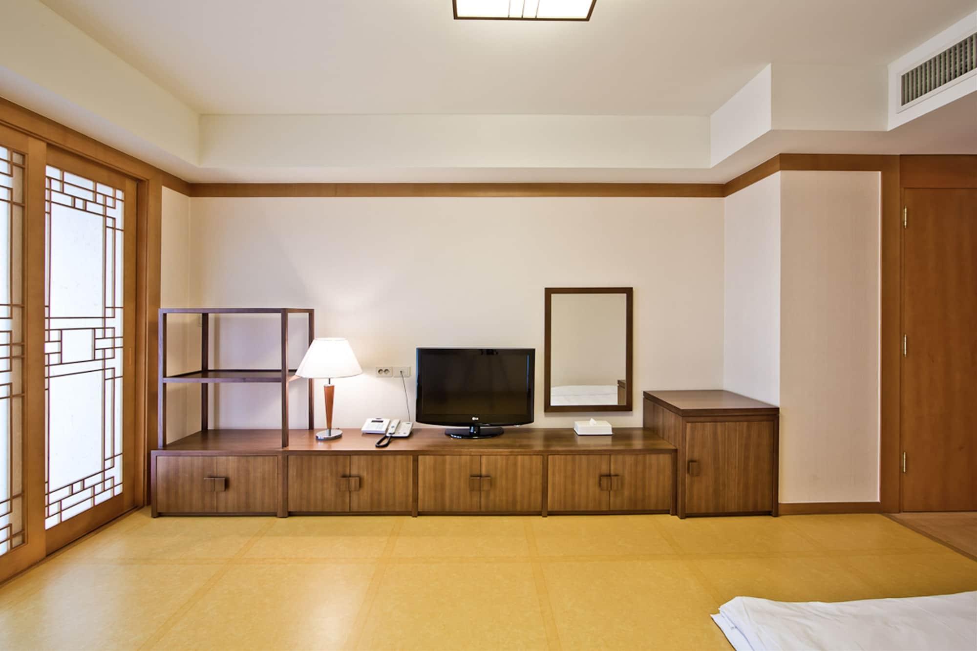 Hotel Hyundai By Lahan Mokpo Yeongam Luaran gambar